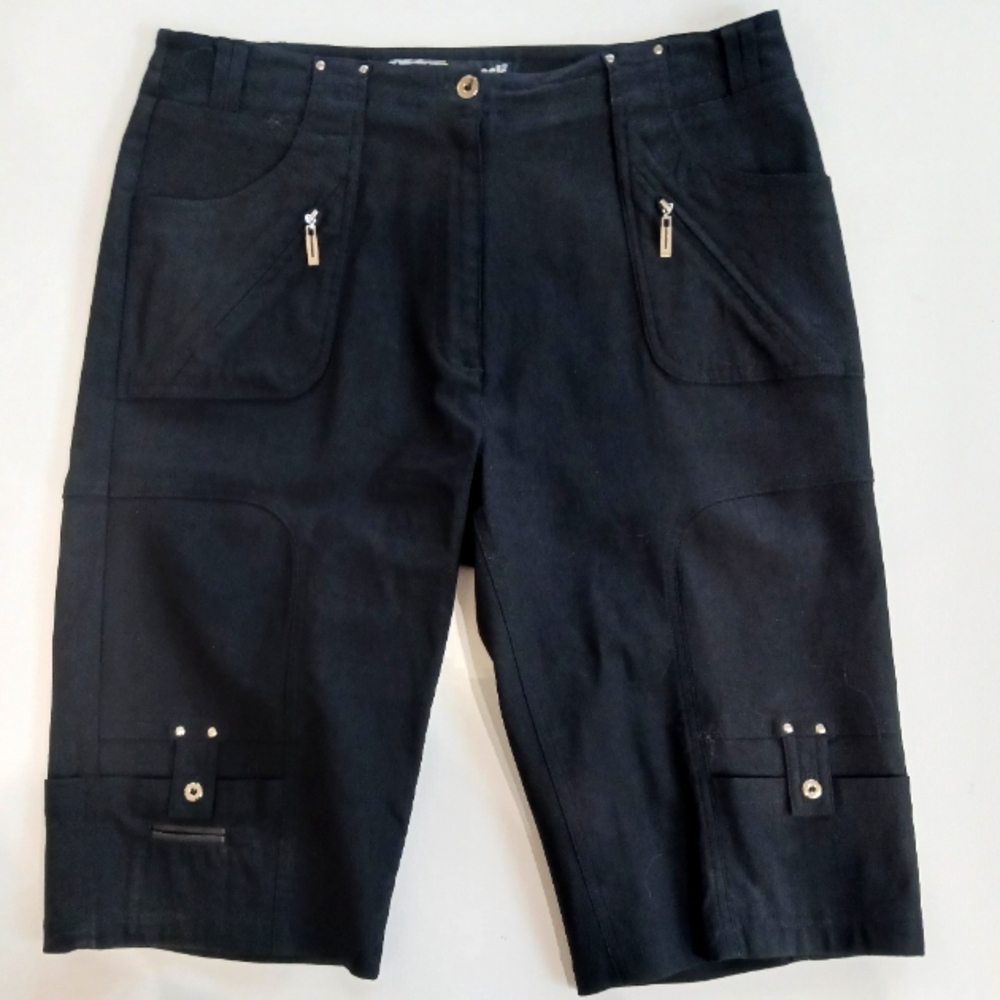 Jamie Sadock Size 10 Golf Short.